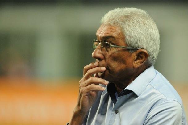 Equipes se enfrentaram, na noite deste domingo, pela penltima rodada do Brasileiro