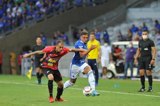 Fotos do jogo entre Cruzeiro e Pouso Alegre