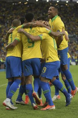 Fotos da decisão da Copa América entre Brasil e Peru, no Maracanã