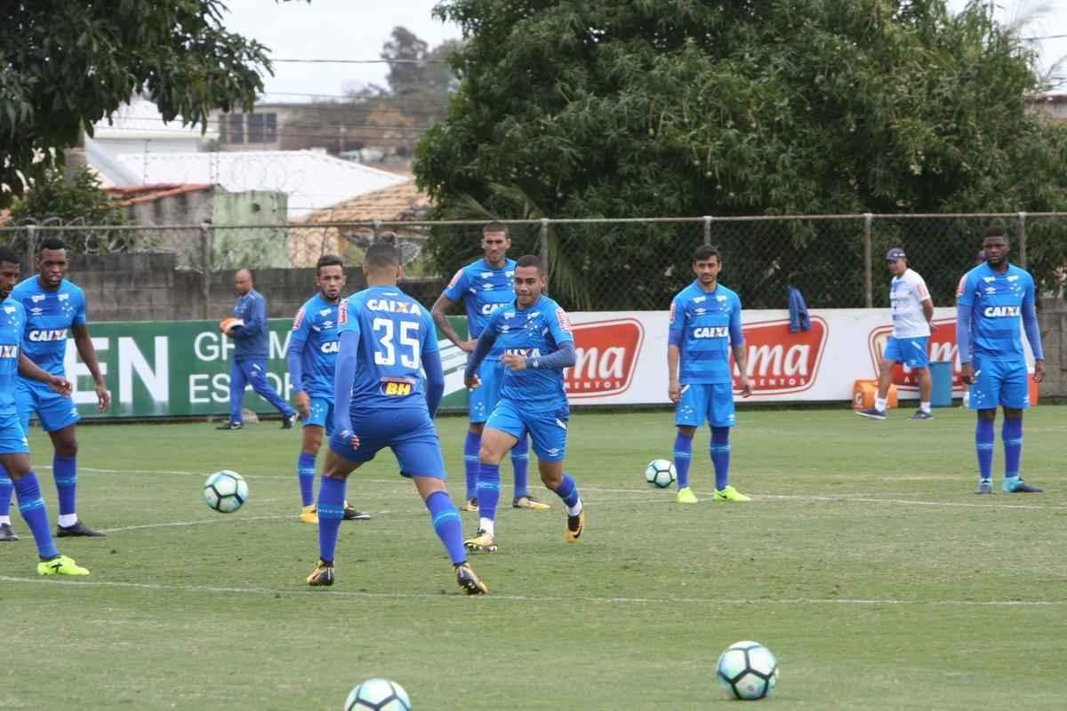 Imagens do treino do Cruzeiro na manh desta quarta-feira, 2 de agosto, na Toca da Raposa II