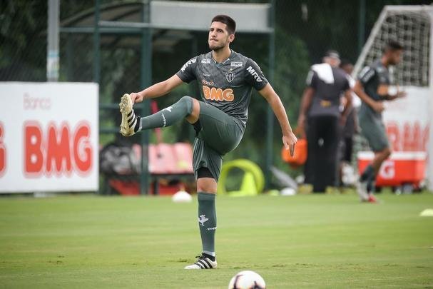 Em busca de reação na Libertadores, Atlético treinou na tarde deste domingo, na Cidade do Galo, antes de viagem para Montevidéu, local da partida contra Nacional