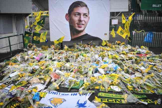 Morto em queda de avião, Emiliano Sala é velado no clube argentino