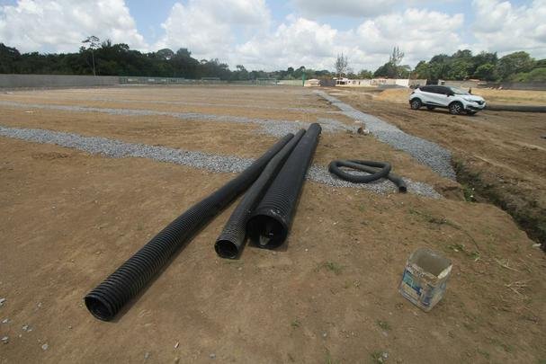 CT Ninho das Cobras j opera com um campo, o segundo segundo teve a drenagem finalizada e segue para os prximos passos da obra