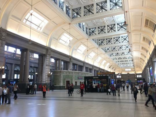 Luxuoso Sheraton Buenos Aires, em ponto nobre da capital argentina, hospeda delegao atleticana