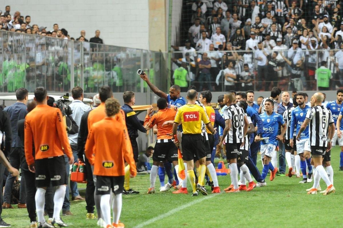 Atltico e Cruzeiro se enfrentaram pelas quartas de final da Copa do Brasil