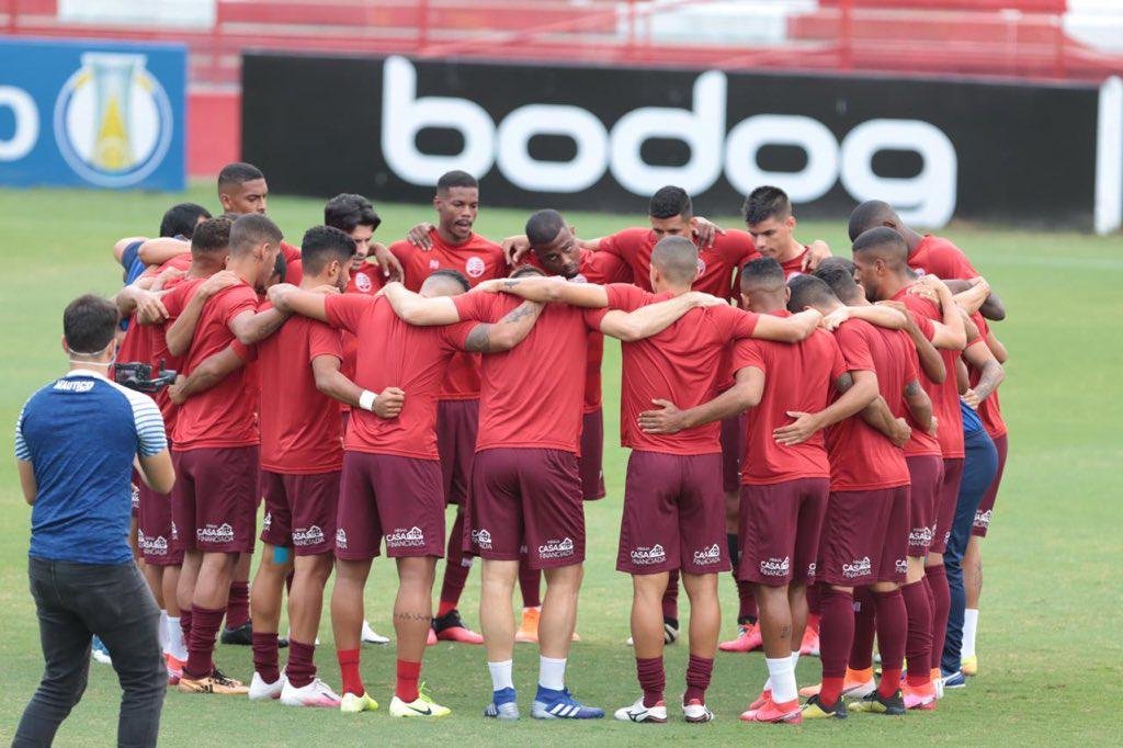 Náutico e Juventude se encontraram neste sábado, nos Aflitos, pela Série B do Campeonato Brasileiro