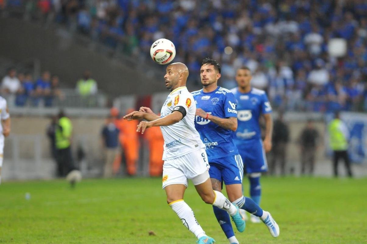 Fotos da partida entre Cruzeiro e Novorizontino, neste domingo (17), no Mineiro, em Belo Horizonte. Jogo  vlido pela 18 rodada da Srie B do Campeonato Brasileiro.