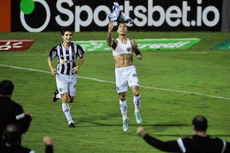 Bahia e Atlético se enfrentaram nesta quarta-feira (4), em Feira de Santana, em jogo de volta das oitavas de final da Copa do Brasil