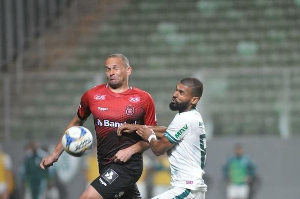 Fotos de Amrica x Brasil de Pelotas, no Independncia, pela 24 rodada da Srie B