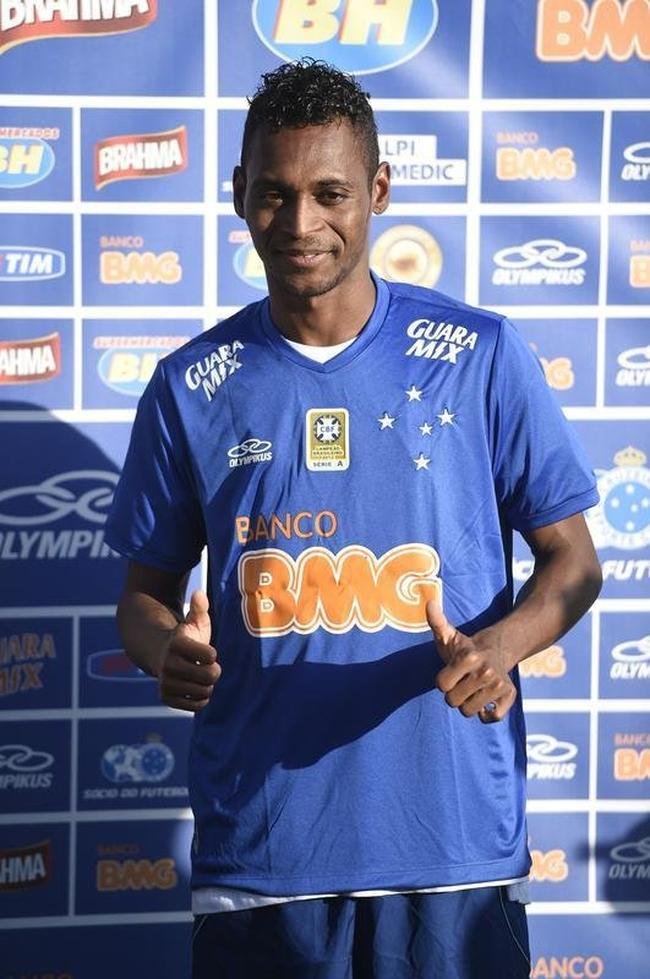 Marquinhos foi uma das contrataes realizadas pelo Cruzeiro ao longo da temporada 2014
