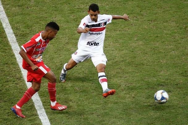 Tricolor do Arruda enfrenta Cavalo de Aço, na Arena de Pernambuco, em partida válida pela 15ª rodada da Série C