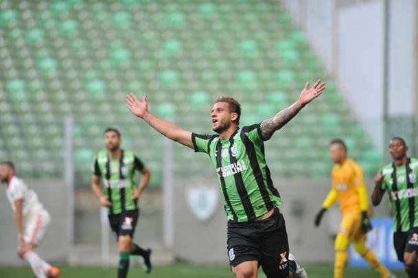 Fotos de Amrica x Flamengo, no Independncia, pela 21 rodada do Brasileiro