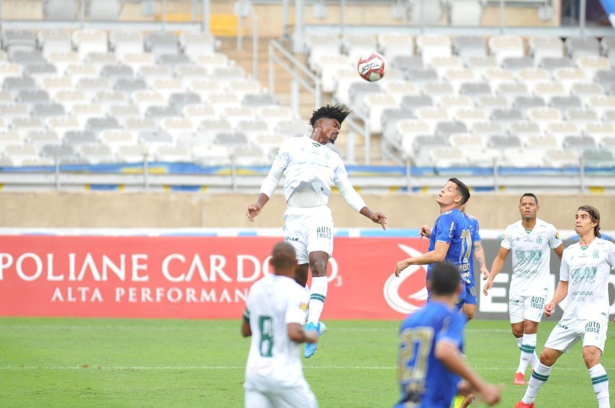 Fotos do clssico de ida da semifinal do Campeonato Mineiro, entre Cruzeiro e Amrica, no Mineiro, em Belo Horizonte