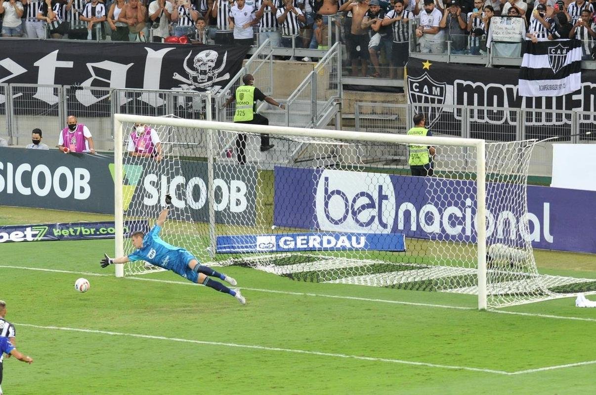 Fotos do clssico entre Atltico e Cruzeiro, no Mineiro
