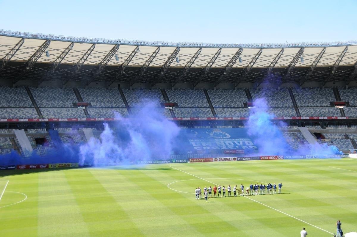 Na retomada do Campeonato Mineiro, Cruzeiro e URT se enfrentaram no Mineiro