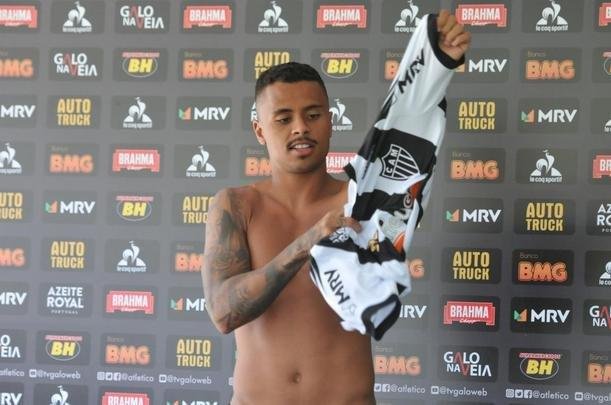 Allan foi apresentado na tarde desta quinta-feira, na Cidade do Galo
