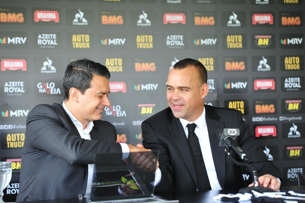 Fotos da apresentao de Rafael Dudamel no Atltico