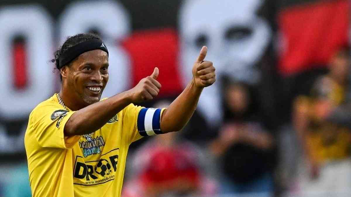 Time do RS joga em estádio de Ronaldinho tem ajuda de bilionário