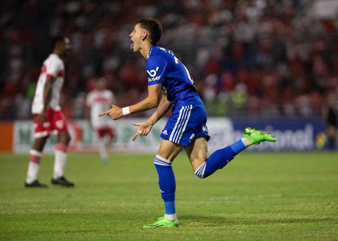 30 rodada - CRB 0 x 2 Cruzeiro: Raposa derrotou o Galo Alagoano no Estdio Rei Pel, em Macei. Stnio e Bruno Rodrigues marcaram os gols. (17/9/2022)