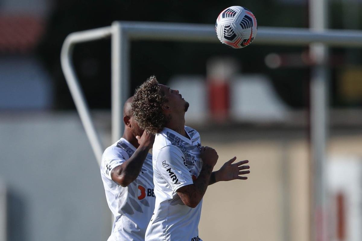 Atlético teve atividade no Estádio Olímpico Brígido Iriarte, em Caracas, antes da estreia na Libertadores