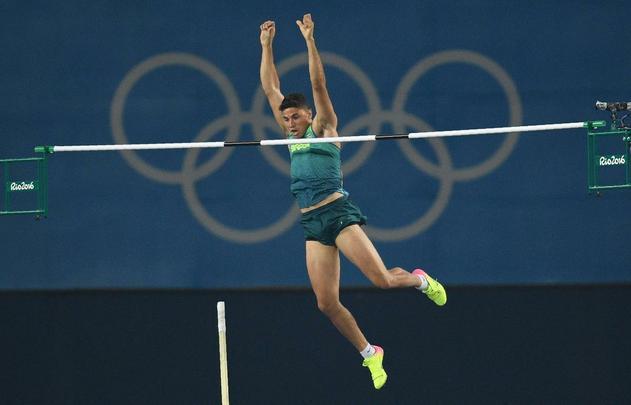 Fotos da prova de Thiago Braz, medalha de ouro no salto com vara