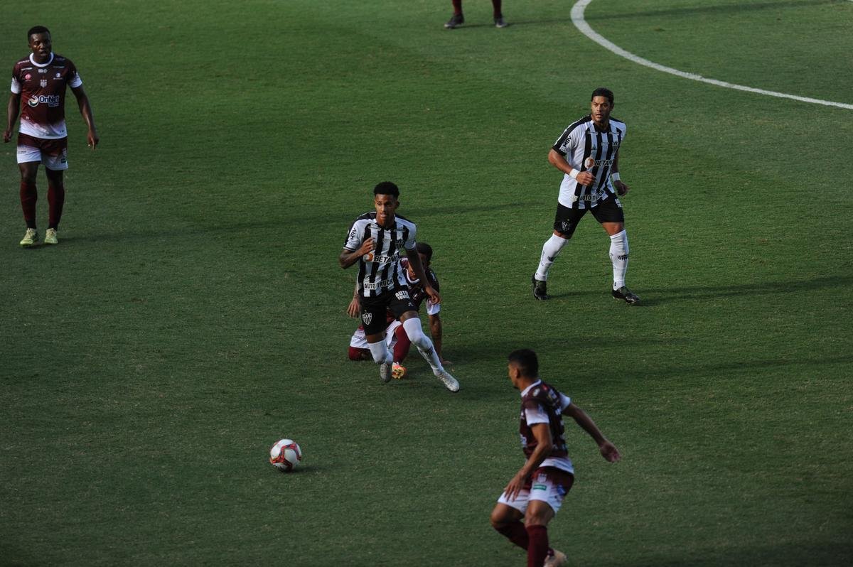 Fotos da vitria do Atltico sobre o Patrocinense, por 3 a 1, no Independncia, em Belo Horizonte, pela quarta rodada do Campeonato Mineiro. Mando foi do clube do interior, que no pde realizar a partida em Patrocnio devido ao elevado nmero de casos de COVID-19 na cidade.