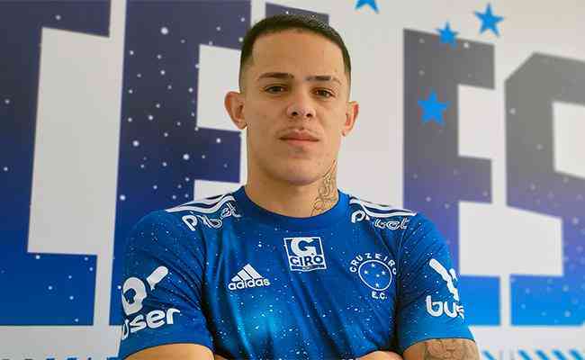 Wallisson assinou contrato com o Cruzeiro aps deixar a Ponte Preta