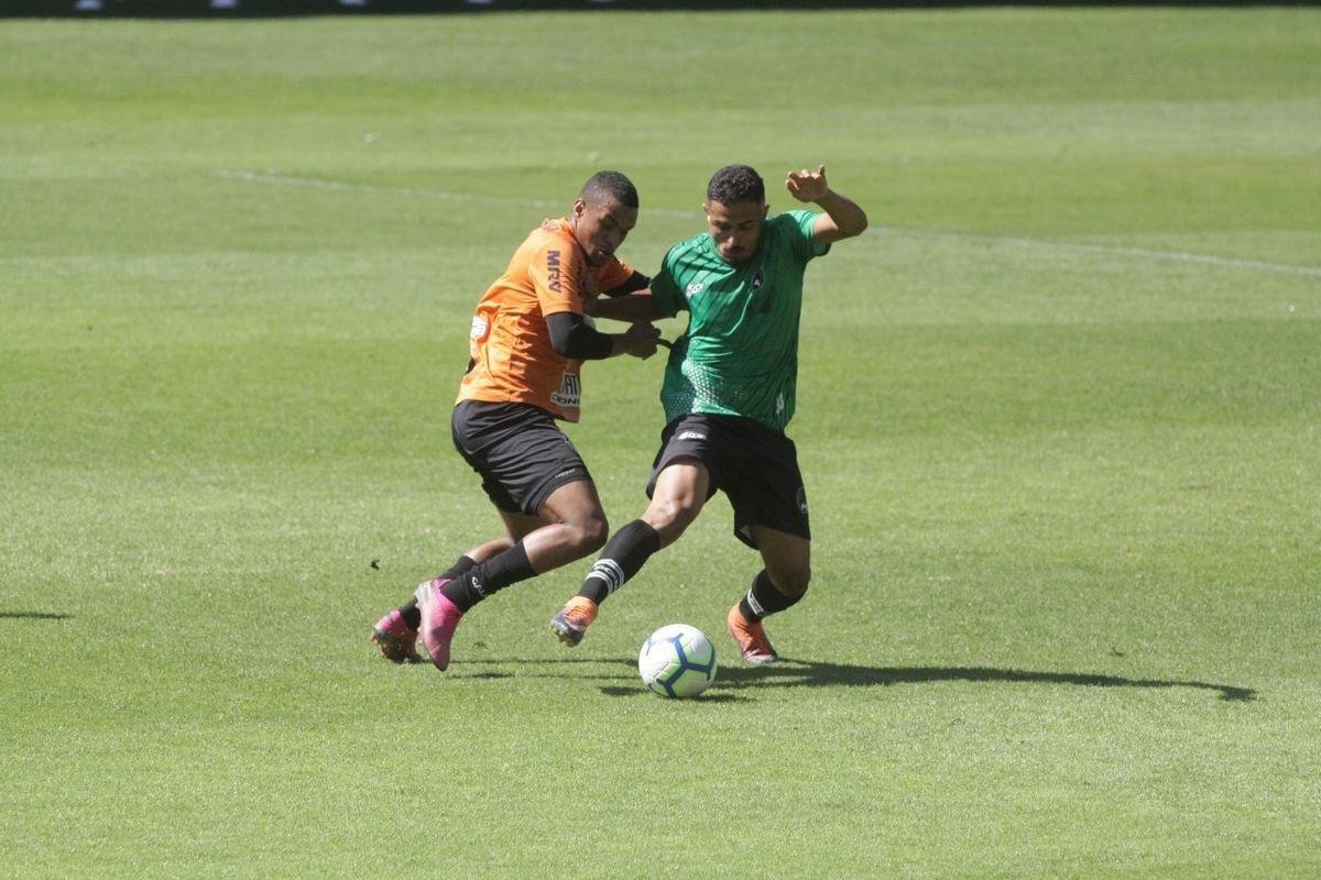 Fotos do jogo treino entre Atltico e Inter de Minas