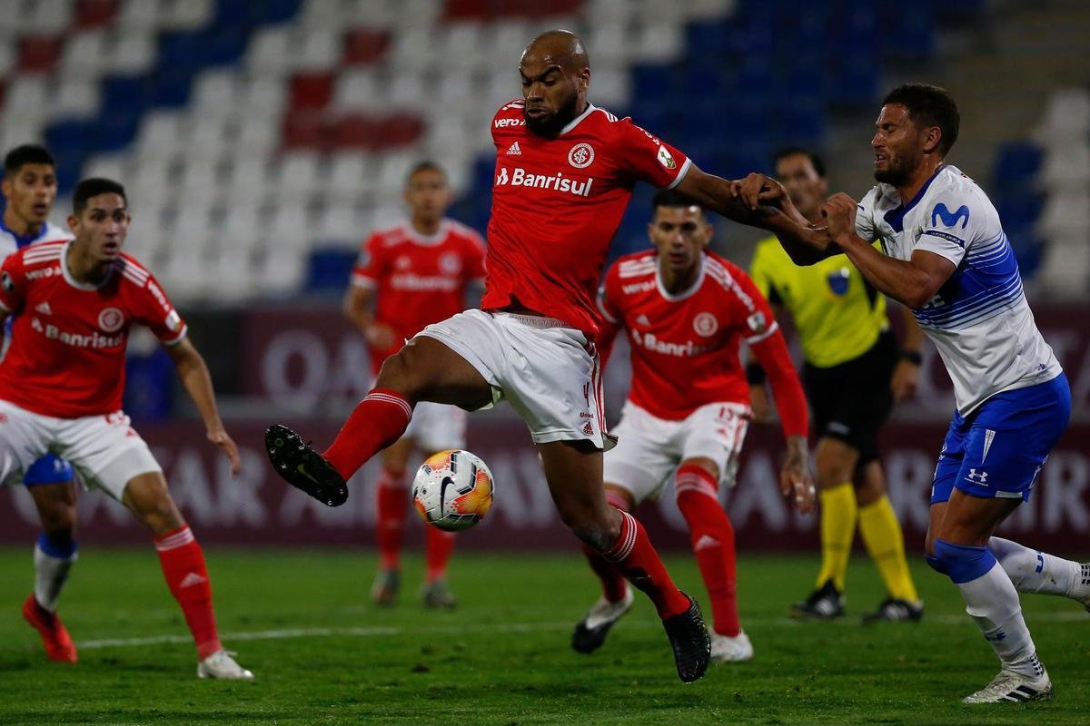 2020 - Univesidad de Chile (CHI) e Internacional empataram por 0 a 0 no Chile. Na volta, vitria dos brasileiros por 2 a 0.