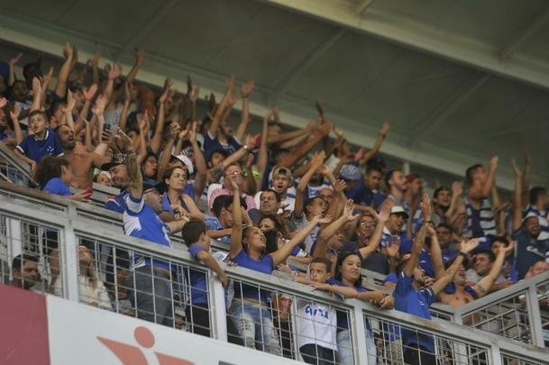 Fotos da partida entre Amrica e Cruzeiro, no Independncia, pelo Campeonato Mineiro