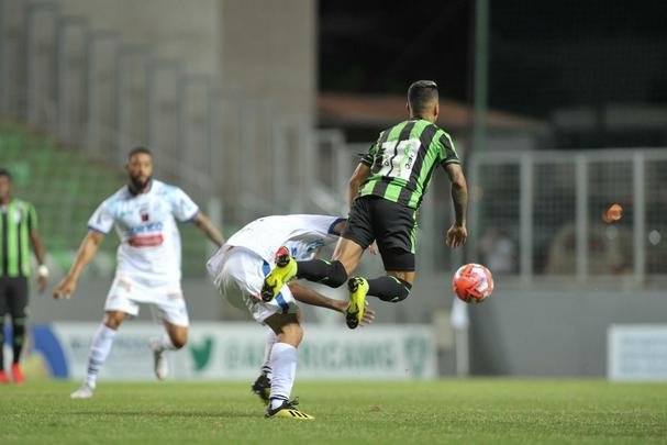 Fotos da partida entre Amrica e URT, no Independncia, pela sexta rodada do Campeonato Mineiro