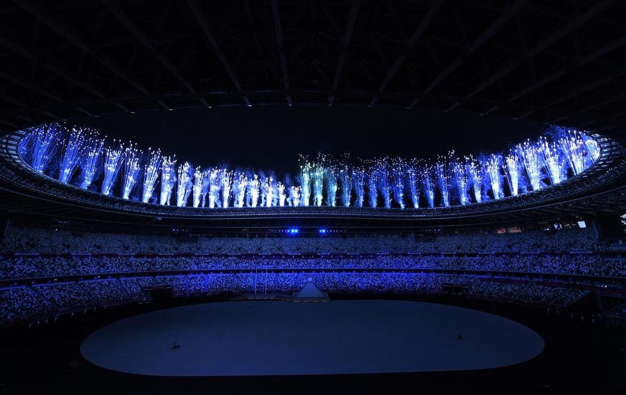 Imagens da cerimnia de abertura dos Jogos Olmpicos de 2020, no Estdio Olmpico de Tquio