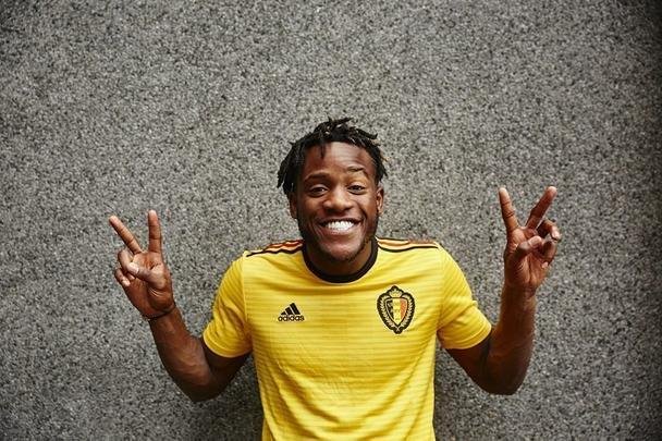 Bélgica - segundo uniforme (Adidas)