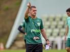 Com trio em transio, Amrica treina focado no Internacional