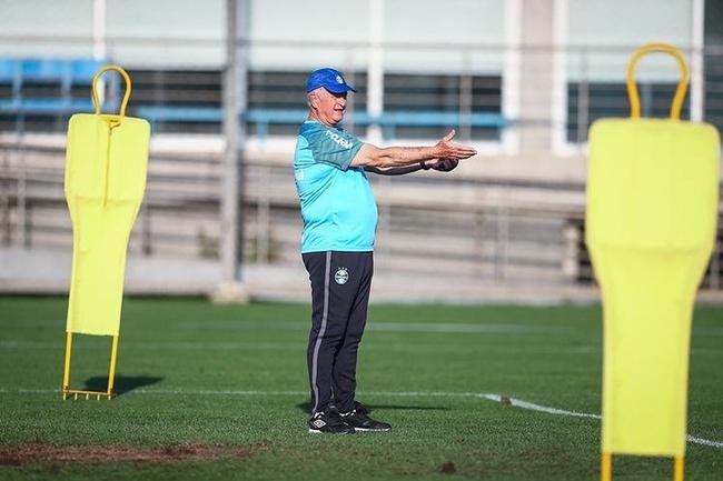 Gr�mio de Felip�o est� focado em tentar evitar o rebaixamento 