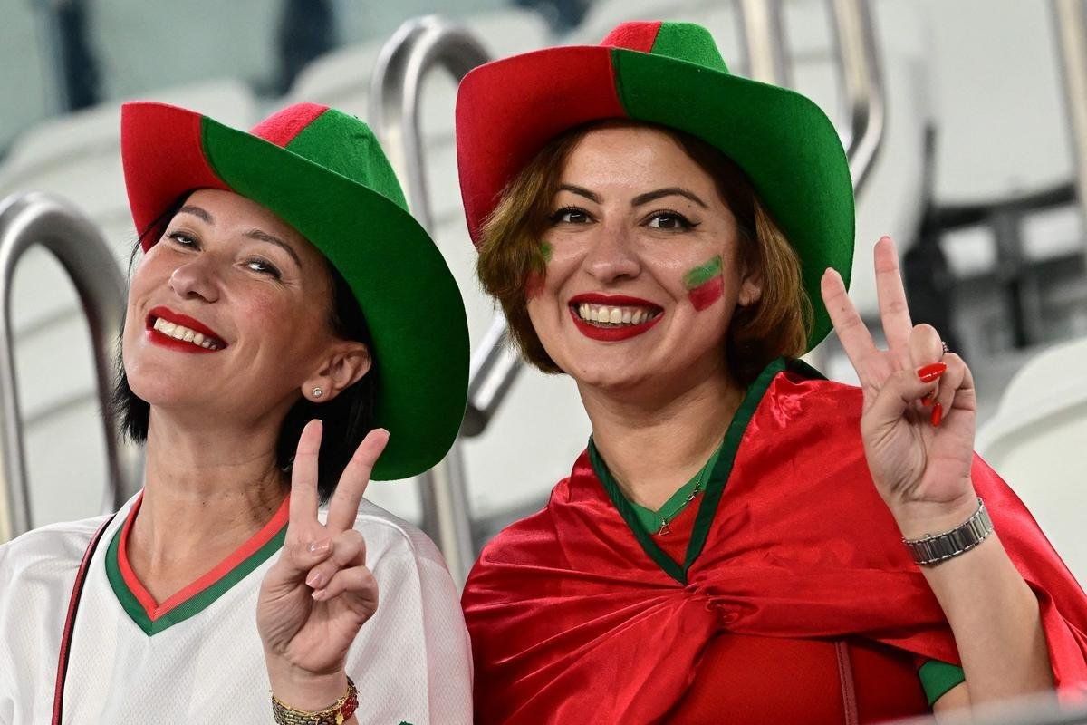 Torcedores de Marrocos e Canad na partida pelo Grupo F da Copa do Mundo 