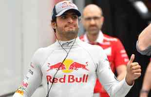 6º - Carlos Sainz. Piloto da Ferrari recebe £ 7,28 milhões (cerca de R$ 54,4 milhões)