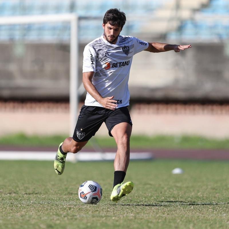 Atlético teve atividade no Estádio Olímpico Brígido Iriarte, em Caracas, antes da estreia na Libertadores