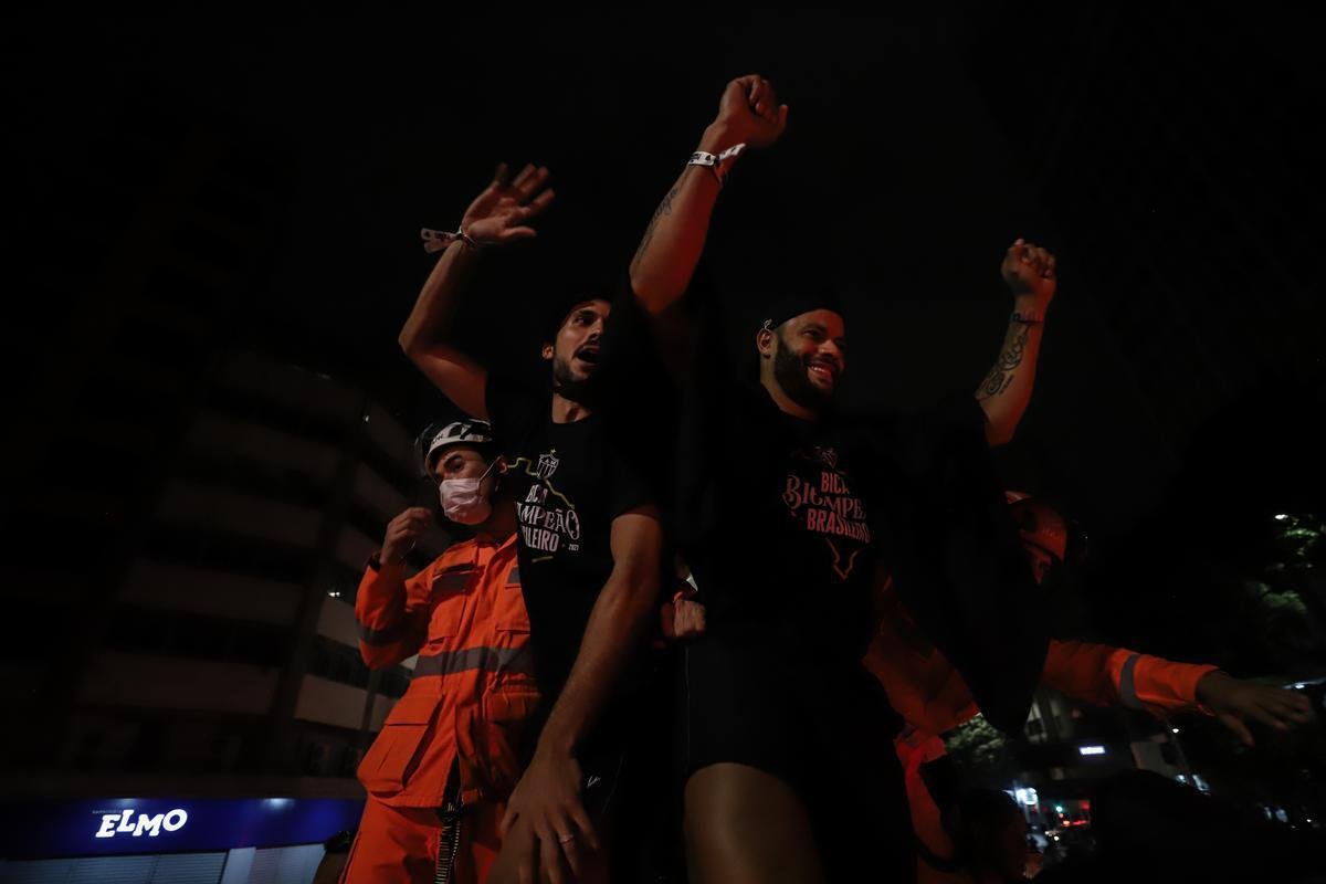 Bastidores da festa do Atltico em comemorao ao ttulo brasileiro