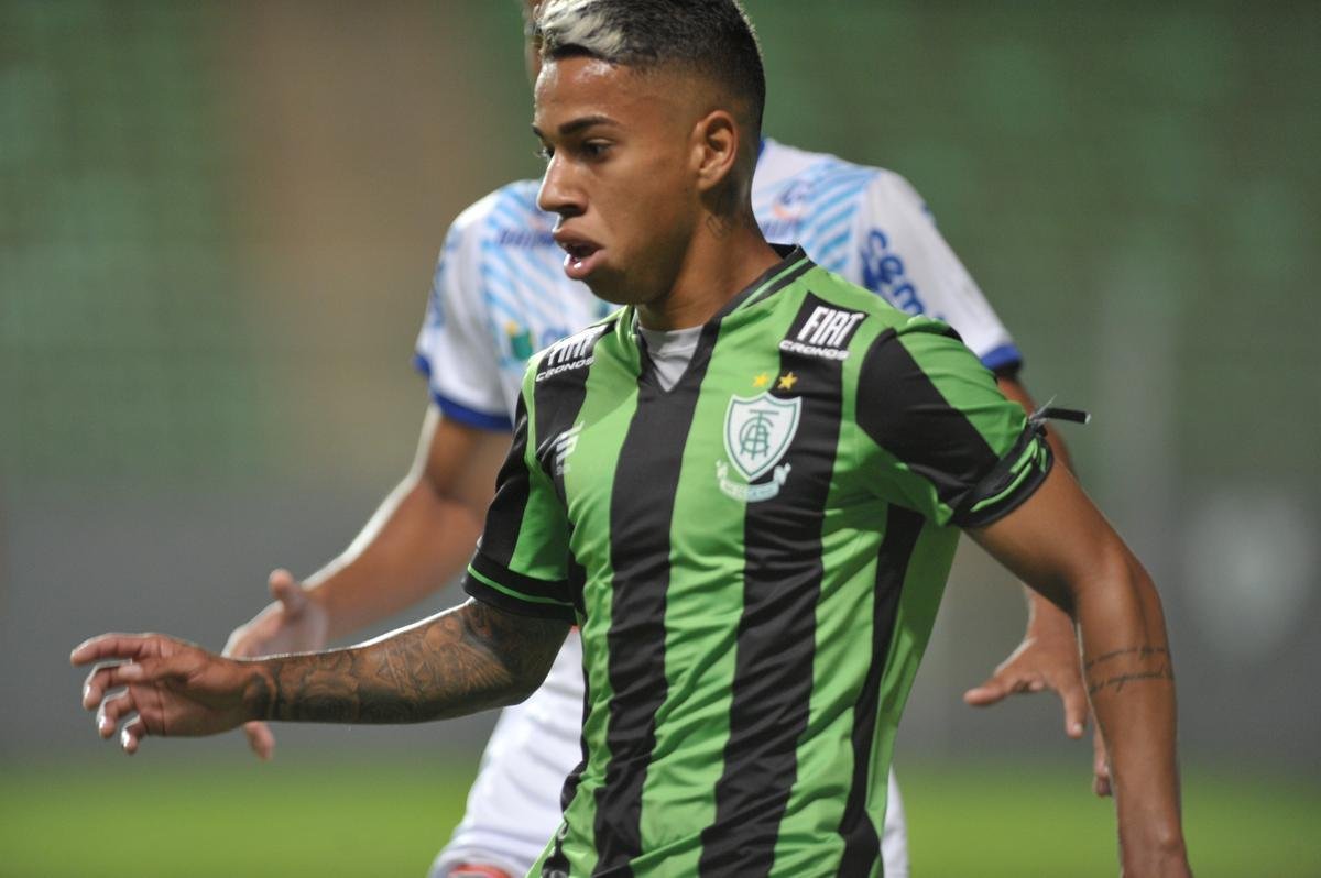 Fotos da partida entre Amrica e URT, no Independncia, pela sexta rodada do Campeonato Mineiro