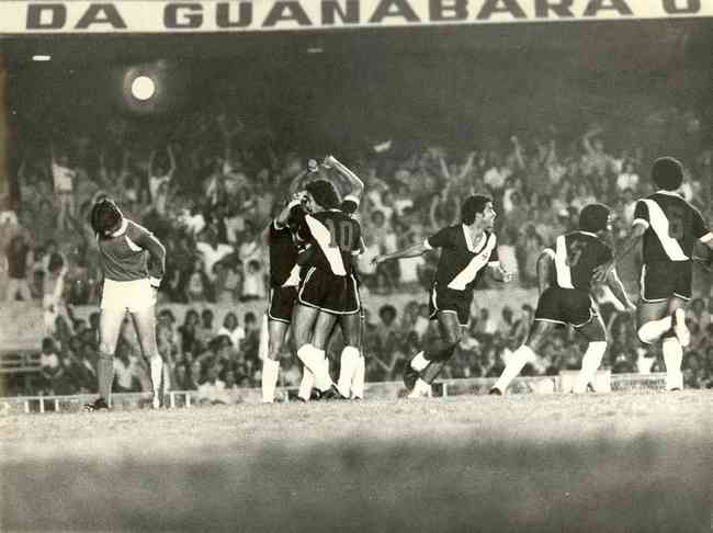 Vasco beat Cruzeiro 2-1 in the 1974 Brazilian Championship final. The match was marked by a 