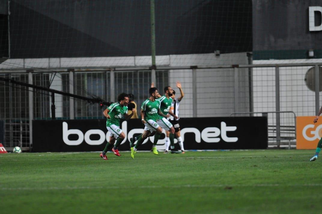 Fotos do jogo entre Atltico e Chapecoense, no Independncia, pela 29 rodada do Campeonato Brasileiro