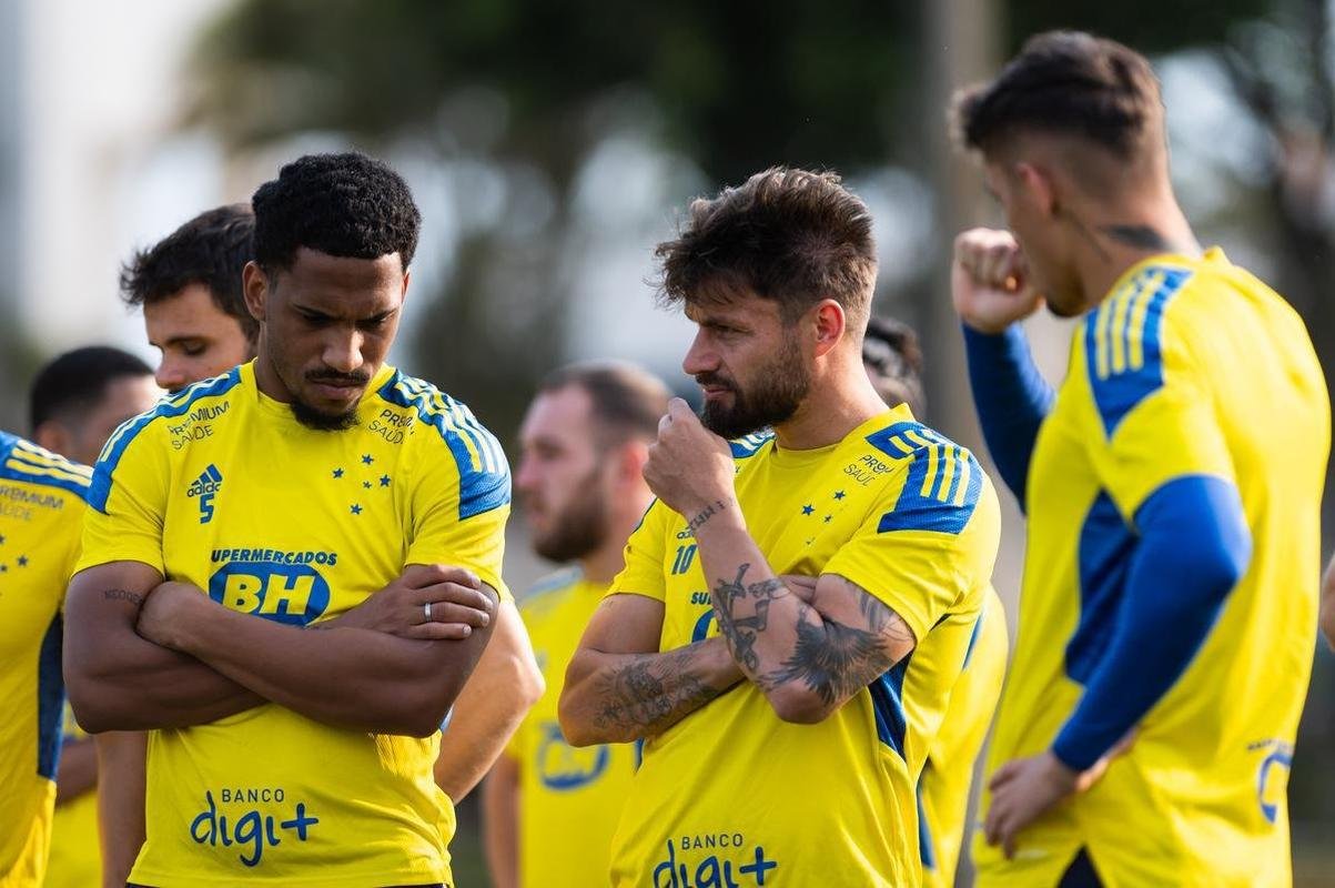 Fotos do treino do Cruzeiro desta segunda-feira (27/9)