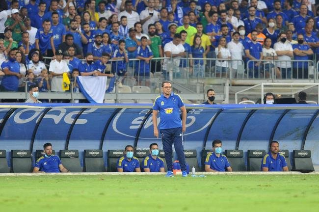 Fotos do jogo entre Cruzeiro e Nutico, no Mineiro, que marcou as despedidas de Rafael Sobis e Ariel Cabra.