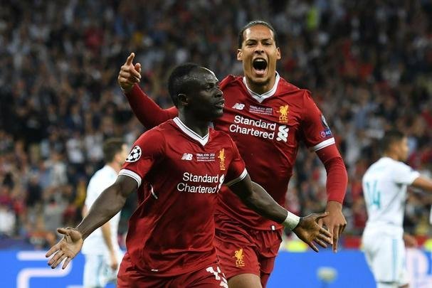 Mané completou cabeceio e empatou para o Liverpool: 1 a 1
