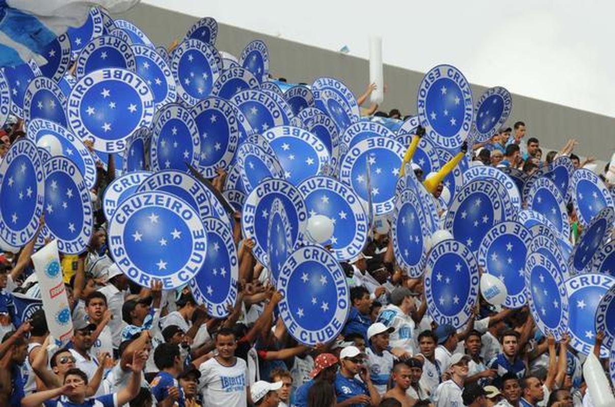 Imagens da goleada histórica por 6 a 1 do Cruzeiro sobre o Atlético