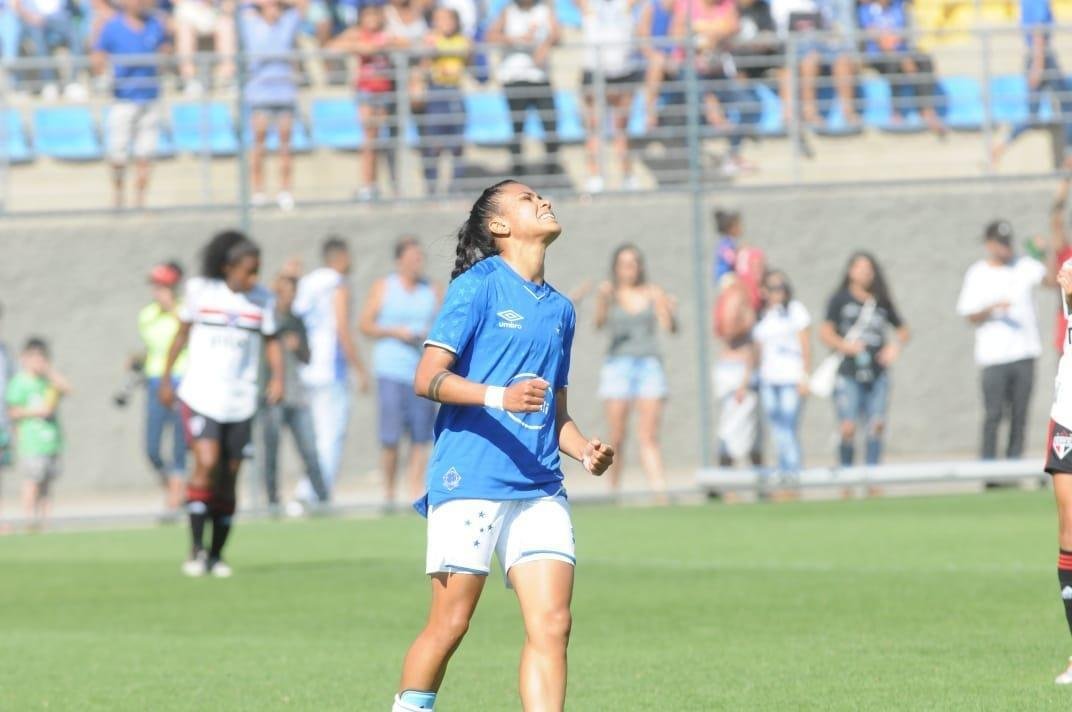 Cruzeiro e So Paulo ficaram no empate por 1 a 1 na finalssima do Brasileiro Feminino A2