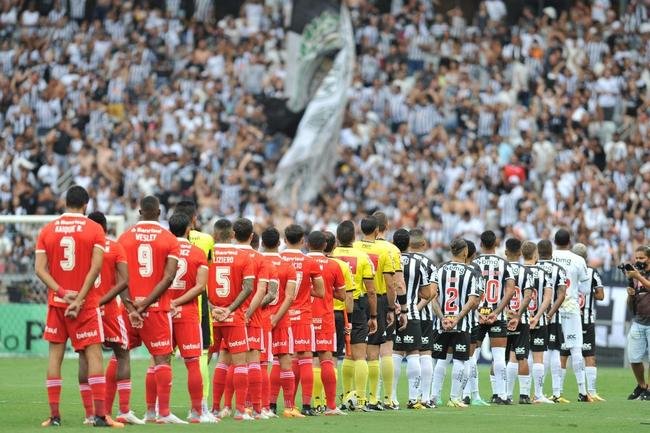 Torcida do Atl�tico no jogo contra o Internacional, no Mineir�o, na estreia da S�rie A do Campeonato Brasileiro