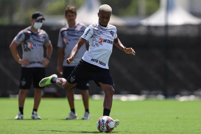 Keno - 15 jogos e trs gols (oito vitrias, dois empates e cinco derrotas) - jogou por Atlas (Mxico) e Palmeiras