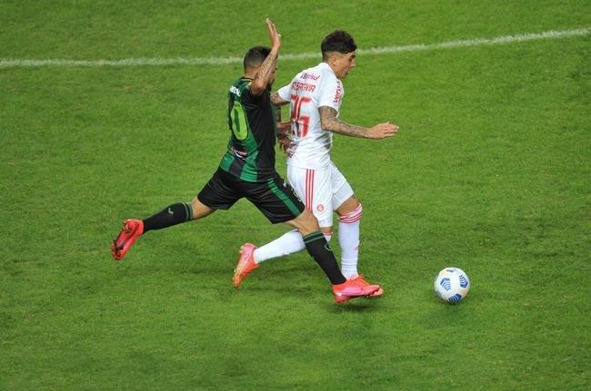 Fotos do jogo entre Amrica e Internacional, no Independncia, em Belo Horizonte, pela stima rodada da Srie A do Campeonato Brasileiro de 2021